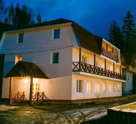 Hotel Natashka Huklyvyy Екстериор снимка
