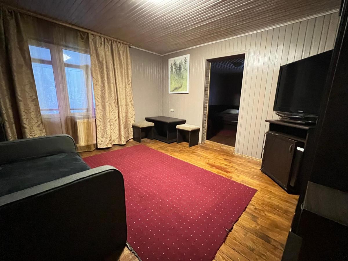 Hotel Natashka Huklyvyy Екстериор снимка