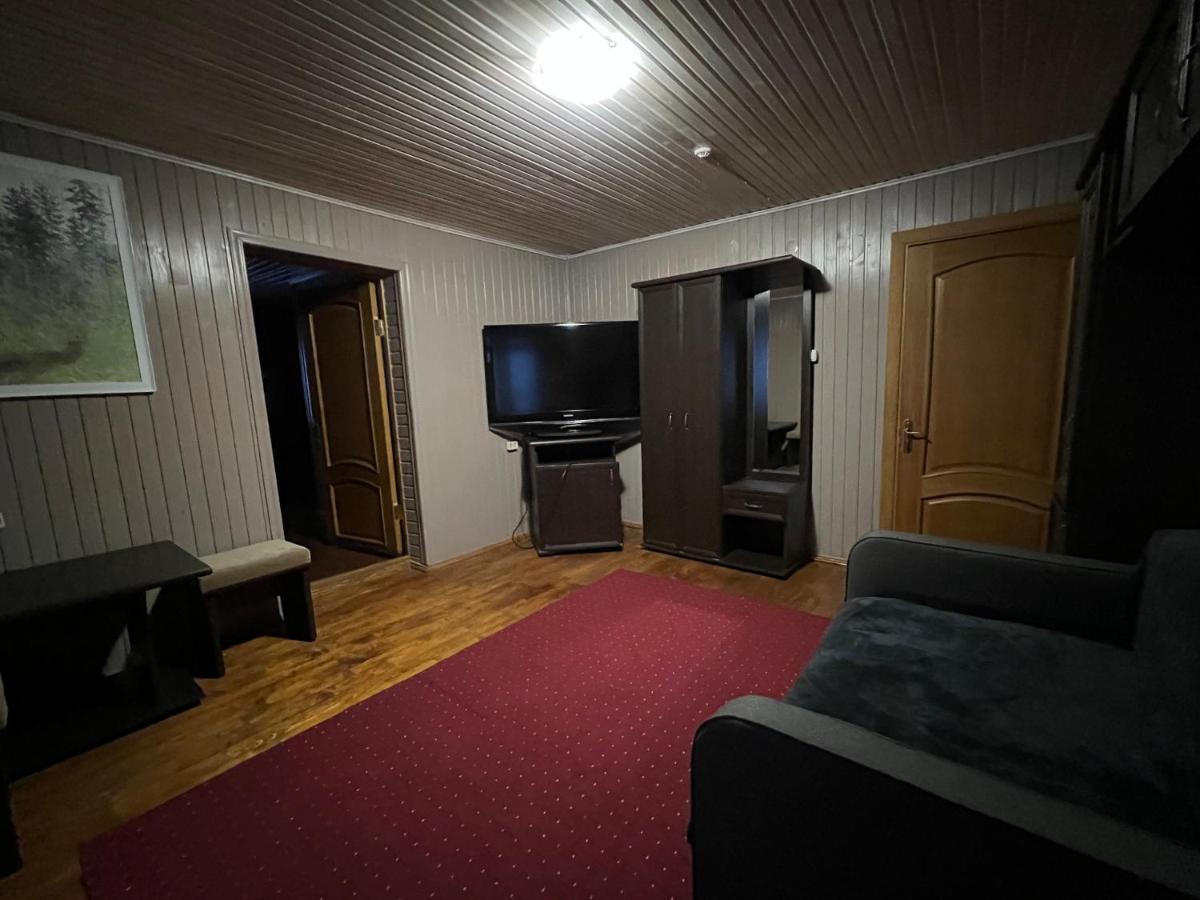 Hotel Natashka Huklyvyy Екстериор снимка