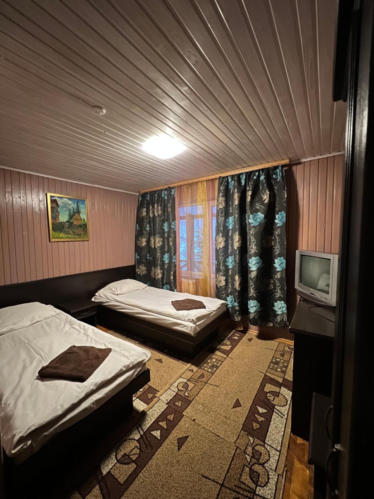 Hotel Natashka Huklyvyy Екстериор снимка